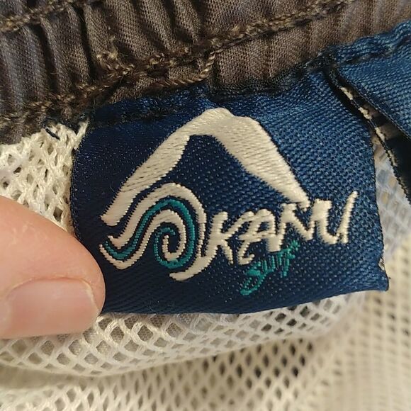 Kanu Surf. Swim shorts. Size Medium. Like New. - Picture 7 of 9